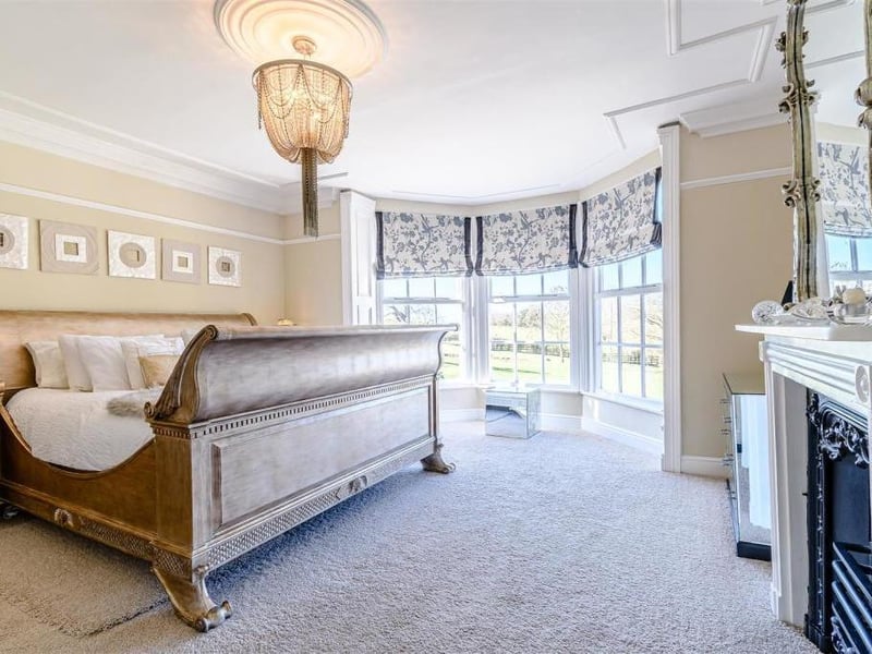 Picture: Rightmove/Fine And Country, Rugby