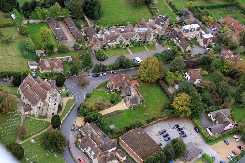 HOR 081011 Aerial photo. Storrington. St Mary's church is on the left. photo by derek martin ENGSNL00120111010105420