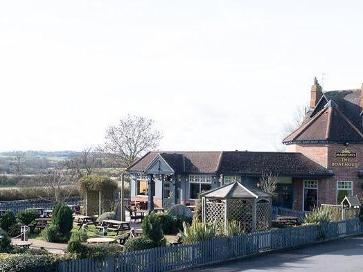 The Boathouse on London Road in Braunston has a beautiful beer garden to enjoy. To make a booking, call 01788 891734.