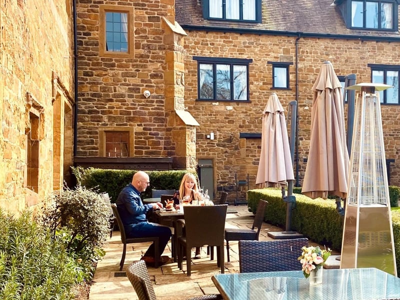 Fawsley Hall, in Daventry, have a beautiful terrace and courtyard dining areas along with a brand new tipi dining space! They have a delicious all day dining menu so visitors can enjoy breakfast, lunch, dinner and afternoon tea in the sunshine.
