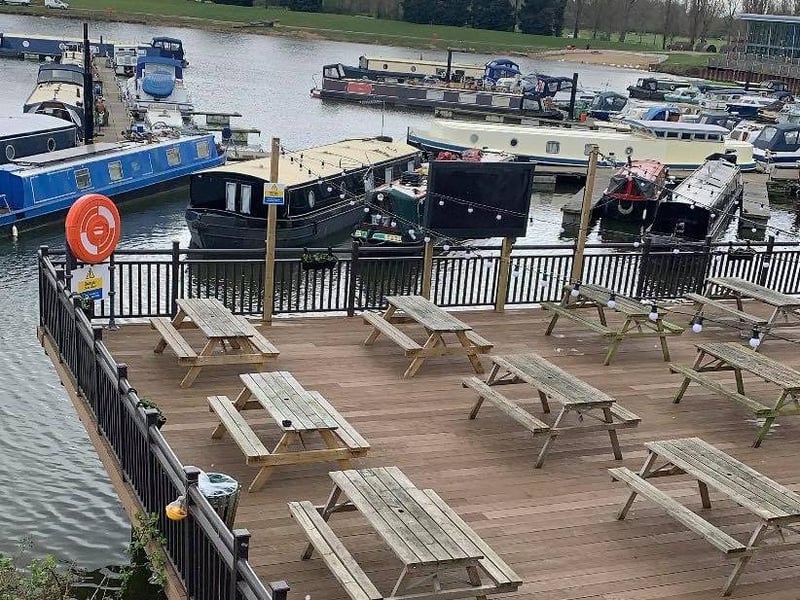 Greene King pub and carvery, The Quays, is open from Sunday to Thursday 11am-9pm and Friday to Saturday 11am-10pm. Their carvery runs 12pm-8pm every day and their main menu 11am-8pm. Customers will need to place their orders through the Greene King app and they show all sports throughout the day on their outside TV!
