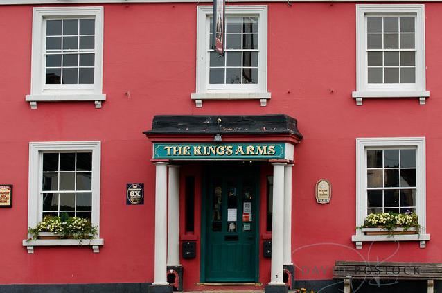 The traditional pub on King Street, in Tring, scored 4.5 out of 5 after 268 reviews. One person said: “Tasty pub grub”