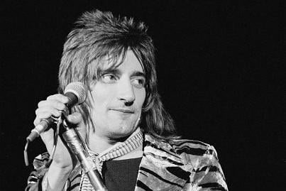 Rod Stewart performing with the Faces at the Great Western Express Lincoln Festival. They were promoting their ‘Nod’s as good as a wink’ album and single ‘Stay with Me’. (Photo by Michael Putland/Getty Images)