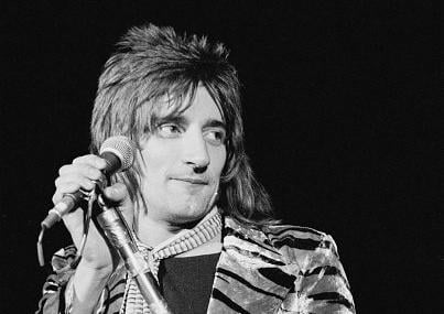 Rod Stewart performing with the Faces at the Great Western Express Lincoln Festival. They were promoting their ‘Nod’s as good as a wink’ album and single ‘Stay with Me’. (Photo by Michael Putland/Getty Images)