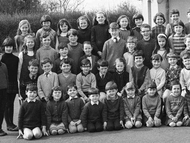 1969 - Children of Hollybush Primary School who scored a number of successes in the music and verse speaking competitions at Feis Doire Colmcille.