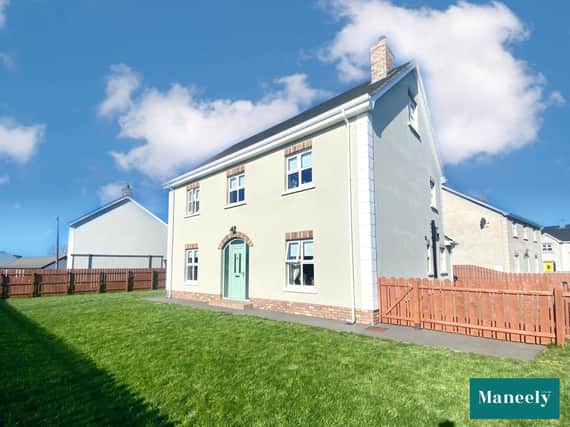 9 Cleneyarde, Derrychrinis has four bedrooms and three bathrooms.