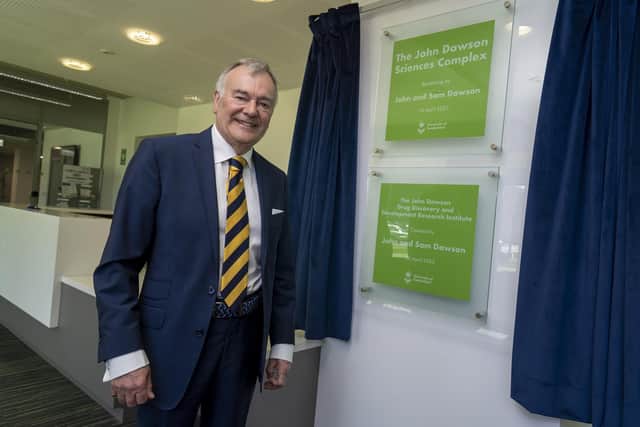 John Dawson officially opens the John Dawson Drug Discovery and Development Research Institute