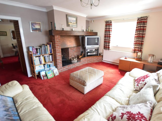 One of the three lounges.