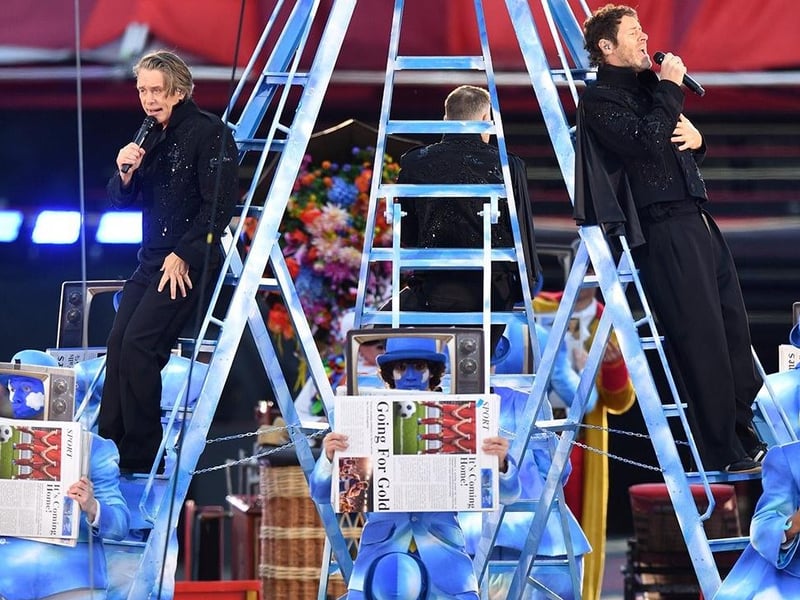 Gary, Howard and Mark get the show on the road.