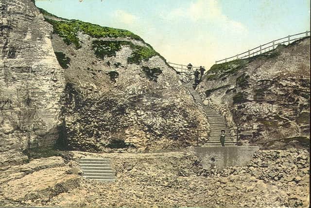 The Cat and Dog Steps before the promenade was built. Image, Sunderland Antiquarians.