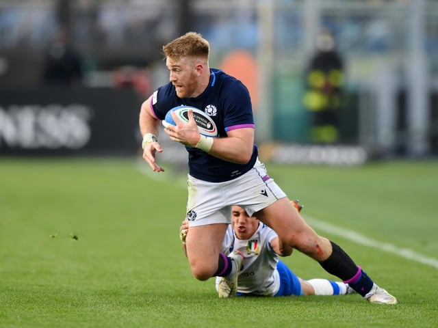 Showed great vision to pick out Harris with a delightful kick for the centre’s first score. Didn’t see a huge amount of the ball. 6