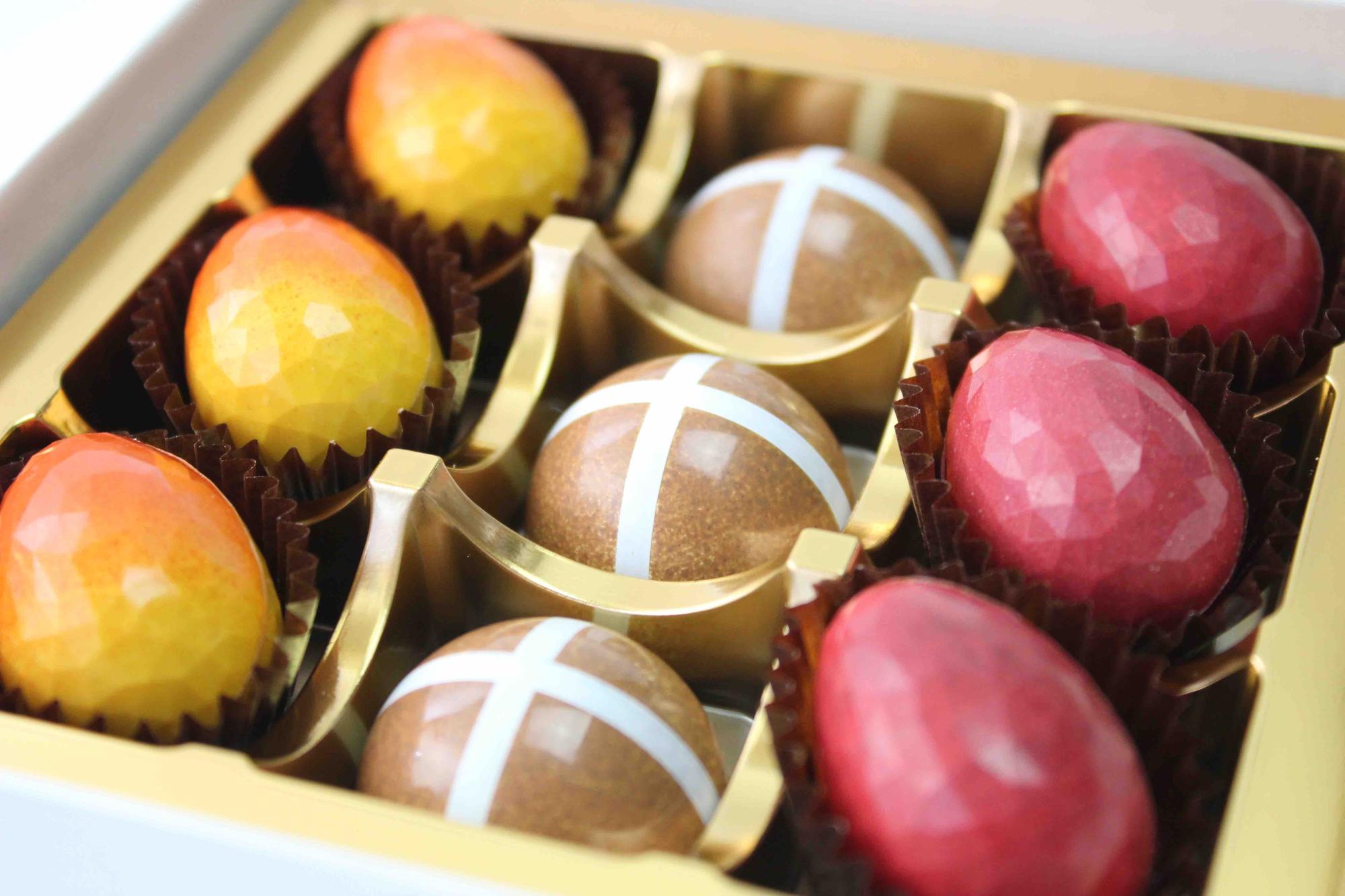 Chocolatier Sebastian Kobelt's nine piece Easter box contains yellow praline eggs, salted caramel eggs and hot-cross bun chocolates.
www.sebastainkobelt.com