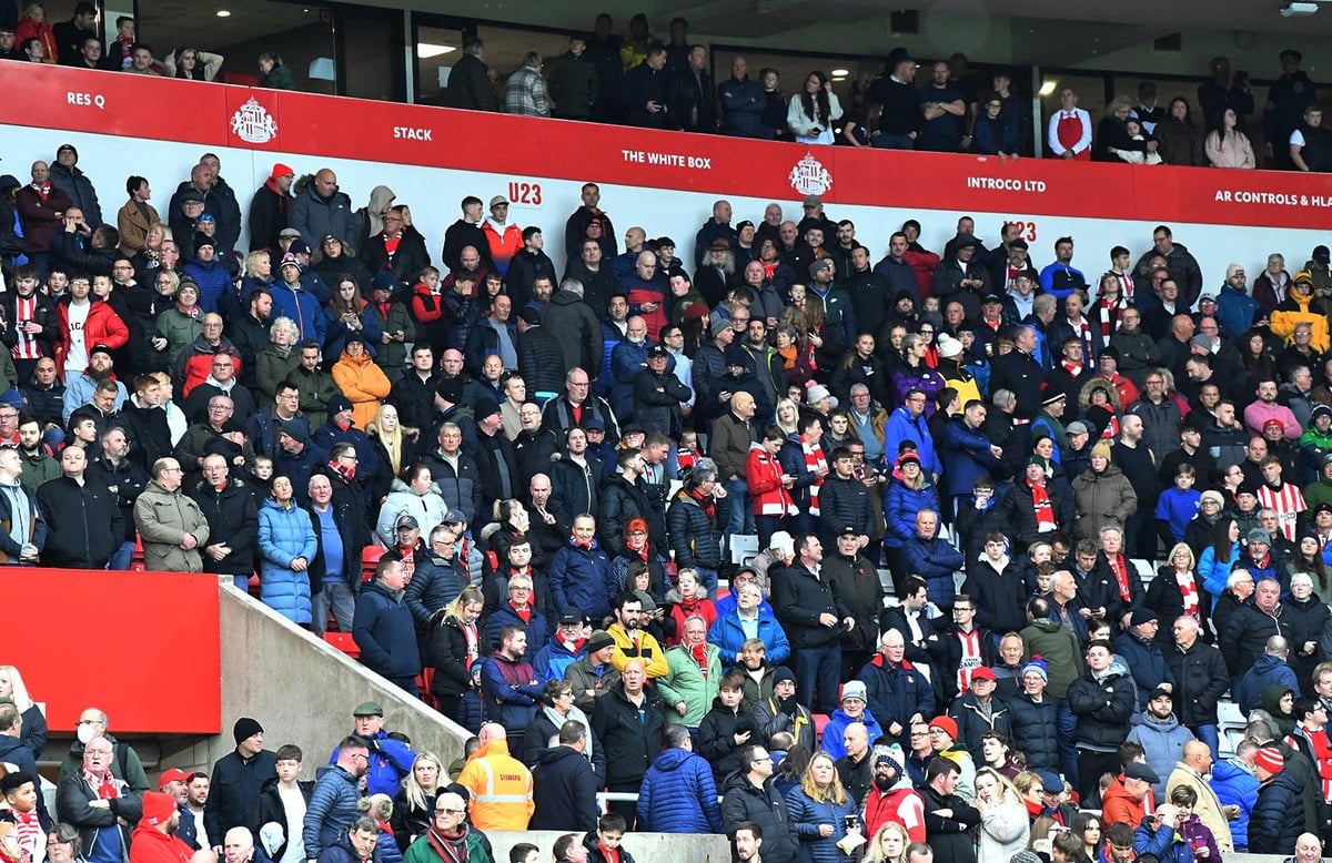 How Sunderland’s stunning Championship home attendances compare with Leeds United, Newcastle United, Chelsea & Co - fan photo gallery