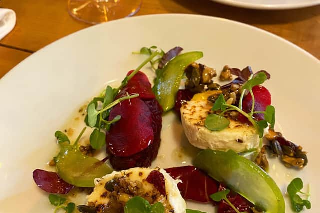 Goats cheese salad starter