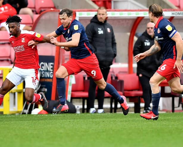 Charlie Wyke tracks back during Sunderland's win at Swindon Town