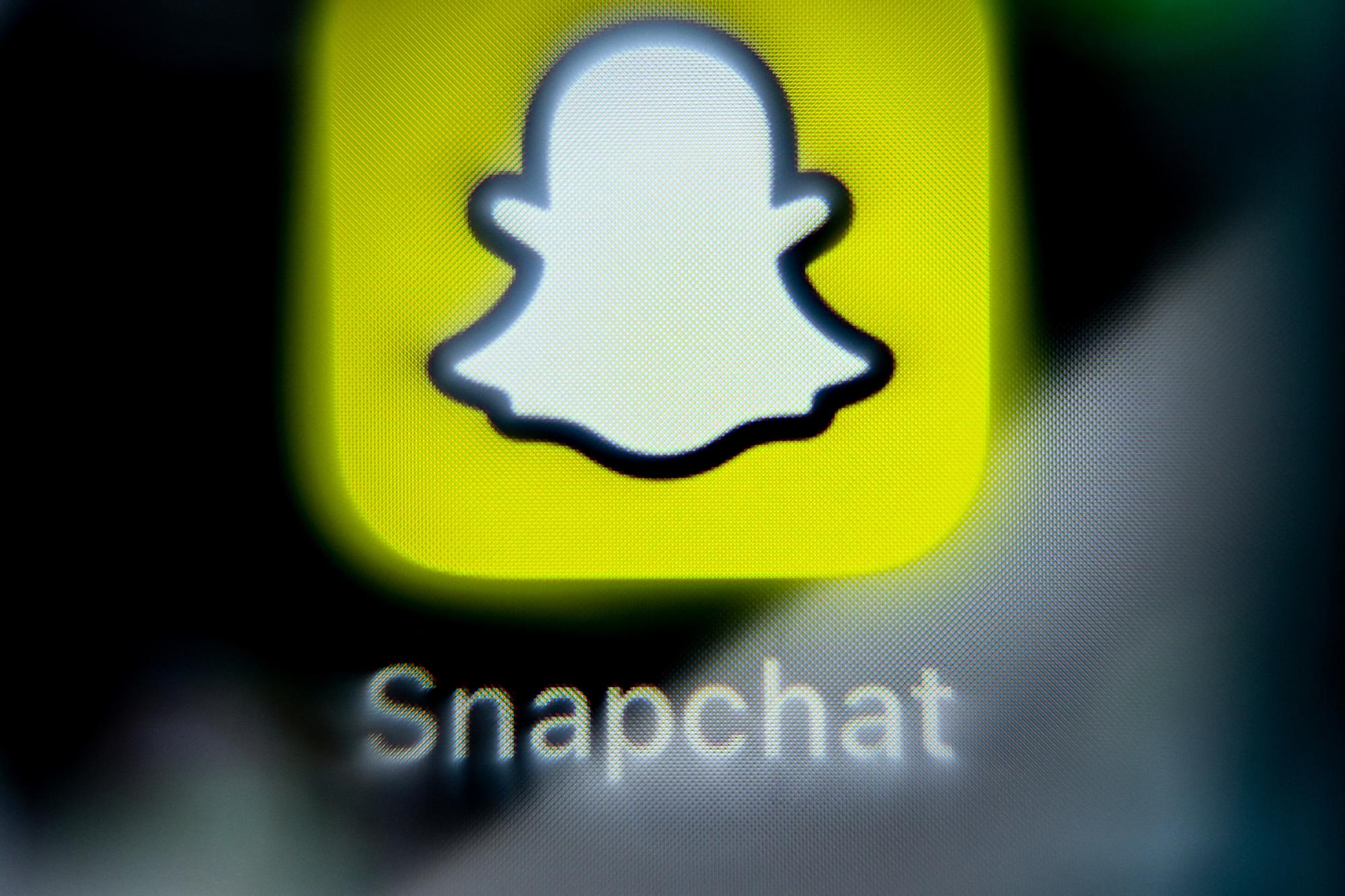 Is Snapchat still down? Latest on Snapchat outage as users left unable to use popular app
