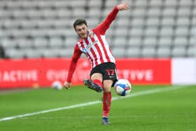 Sunderland loanee Elliot Embleton featured for Blackpool against Ipswich Town on Saturday - and his manager was enthused
