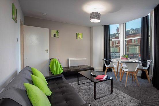 This two-bedroom flat is available for £1,120 per calendar month from OpenRent.