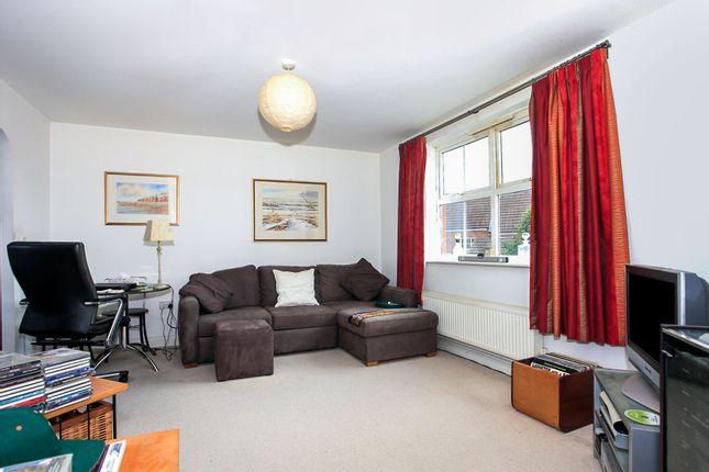 This first floor flat benefits from two bedrooms, a large lounge/diner and access to the train station nearby. This flat was first listed in August 2019. It has seen its price be reduced five times, with the most recent reduction of £5,000 in November 2020. Currently available for offers in the region of £120,000.