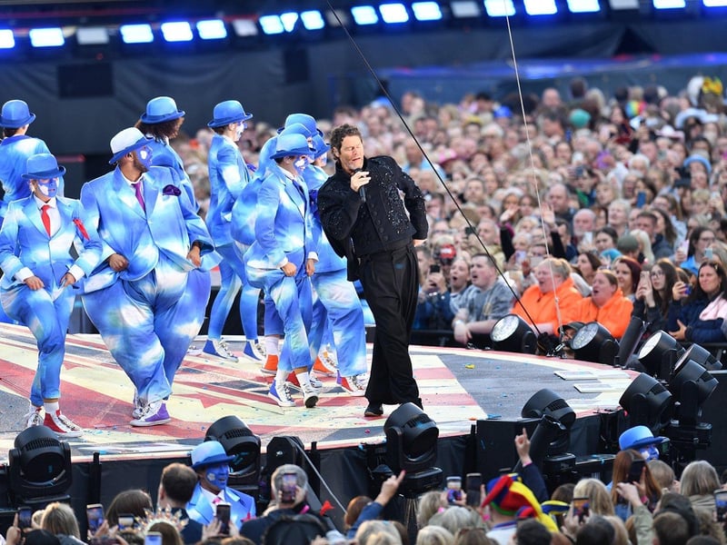 Howard Donald shows off some fancy moves.