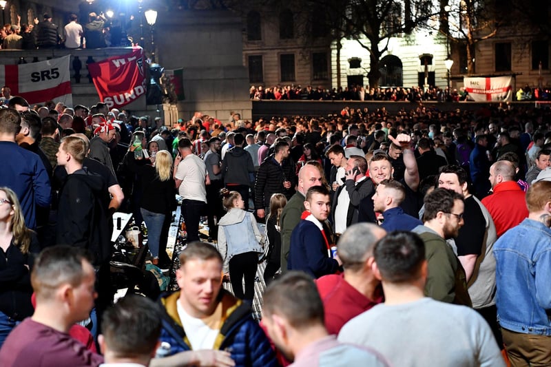Sunderland fans in Trafalgar Square. Picture by FRANK REID