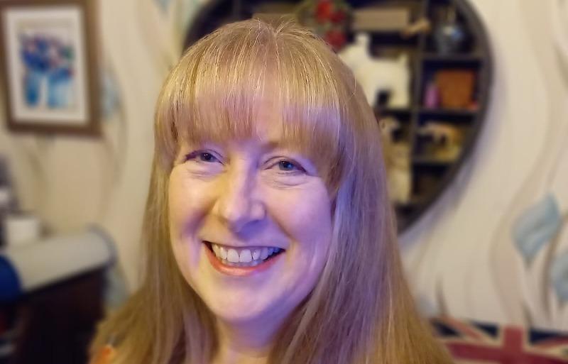 Lynne told us: "I still like to live by my Queen's Guide value of "do one good turn every day", so if these tips help one person a day then I will be happy'.
Thanks to Lynne and let's have a look at some of her tips.