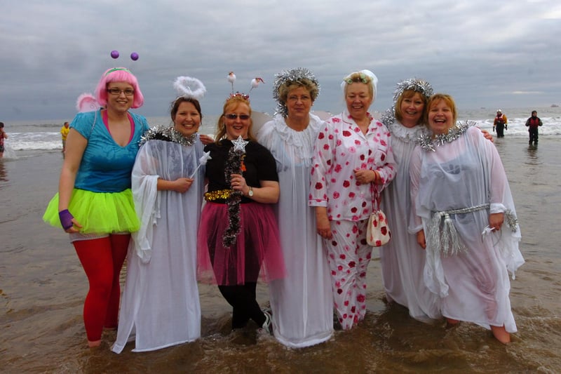 Were you pictured at the 2008 Boxing Day dip?