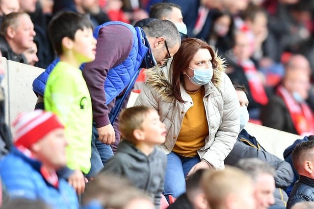 Sunderland fans watching Sunderland beat Lincoln City 2-1 in last year's semi-finals but it was not enough to get to Wembley.