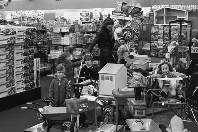 Browsing the Binns toy department in 1980 - was a trip here one of your favourite Christmas pastimes as a child?