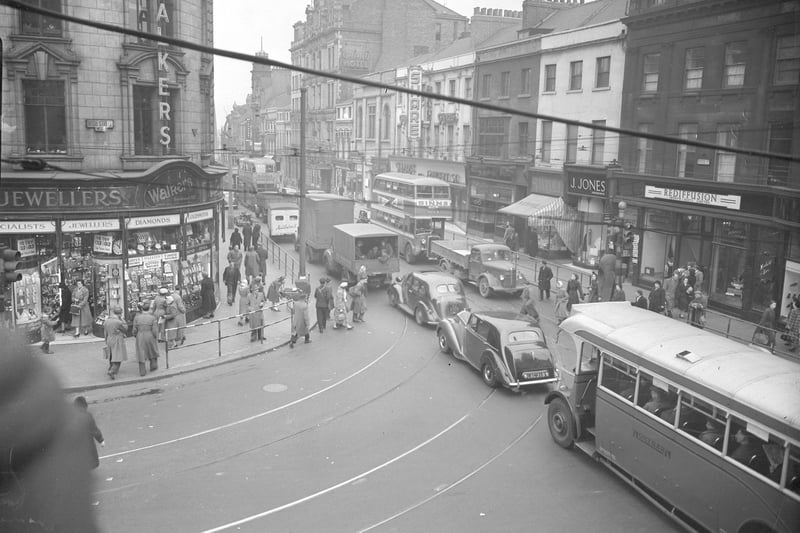 A March 1953 photo showing congestion in the town centre.