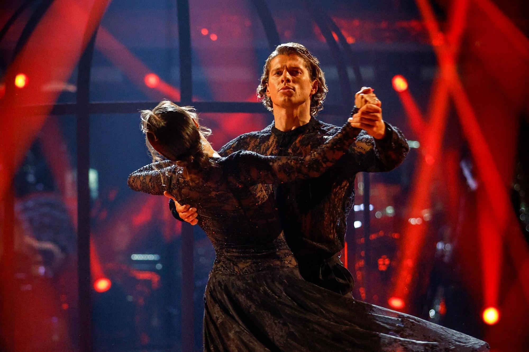 What week is it on Strictly Come Dancing? Full song list