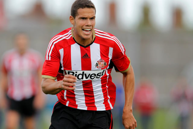 Back in 2014, Sunderland announced that Rodwell had signed a five-year contract for an undisclosed fee believed to be around £10 million. Last year, Australian A-League club Western Sydney Wanderers announced Rodwell had signed for the club on a one-year deal after training with them for two weeks under manager Carl Robinson. Rodwell has since moved on to Sydney FC.
