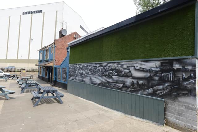 The Saltgrass was once popular with shipyard workers and it features a mural of industrial Wearside scenes.