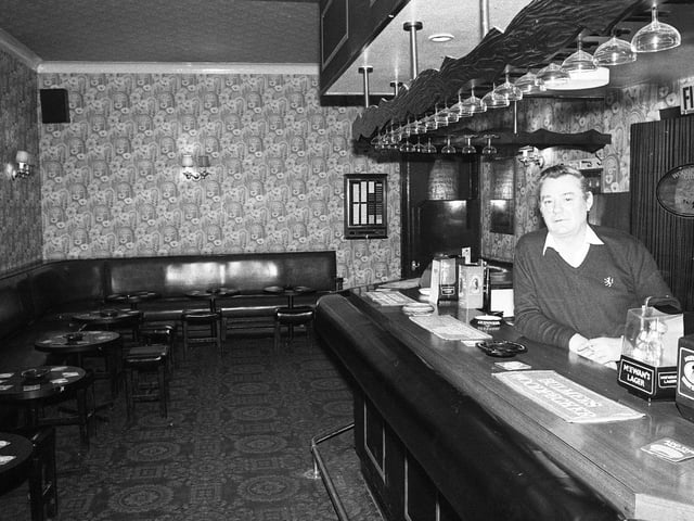 Pint, please! Inside the bar at The Rink Hotel in February 1983. Was it an '80s favourite for you?
