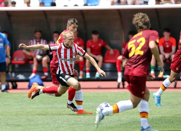 Alex Pritchard playing for Sunderland against Roma.