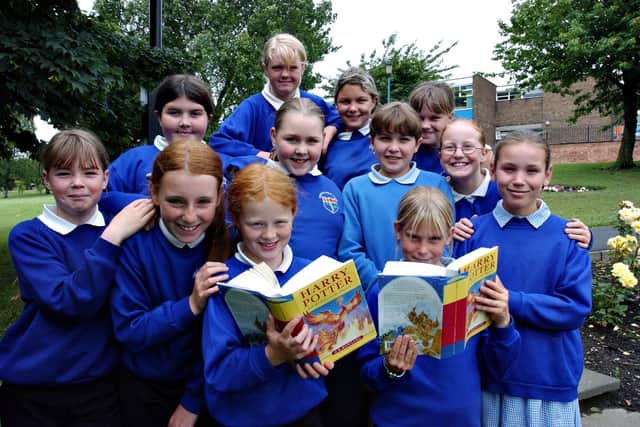 Another reminder of Carley Hill Primary School from 2003. Jodie is in the middle row as the children get to enjoy a Harry Potter book.
