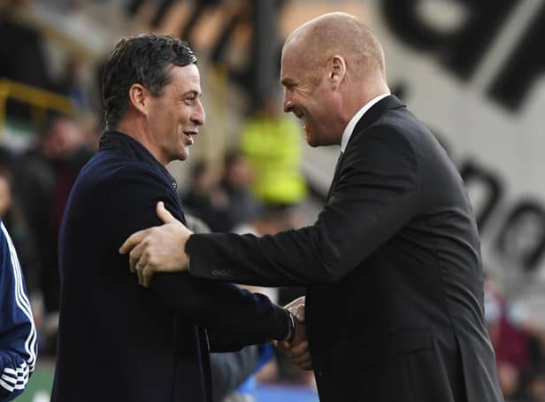 BURNLEY, ENGLAND - AUGUST 28: Sean Dyche manager of Burnley and Jack Ross manager of Sunderland shake hands prior to the Carabao Cup Second Round between Burnley and Sunderland at Turf Moor on August 28, 2019 in Burnley, England. (Photo by George Wood/Getty Images)
