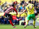 NORWICH, ENGLAND - MARCH 12: Abdoullah Ba of Sunderland scores the opening goal during the Sky Bet Championship match between Norwich City and Sunderland at Carrow Road on March 12, 2023 in Norwich, England. (Photo by Stephen Pond/Getty Images)