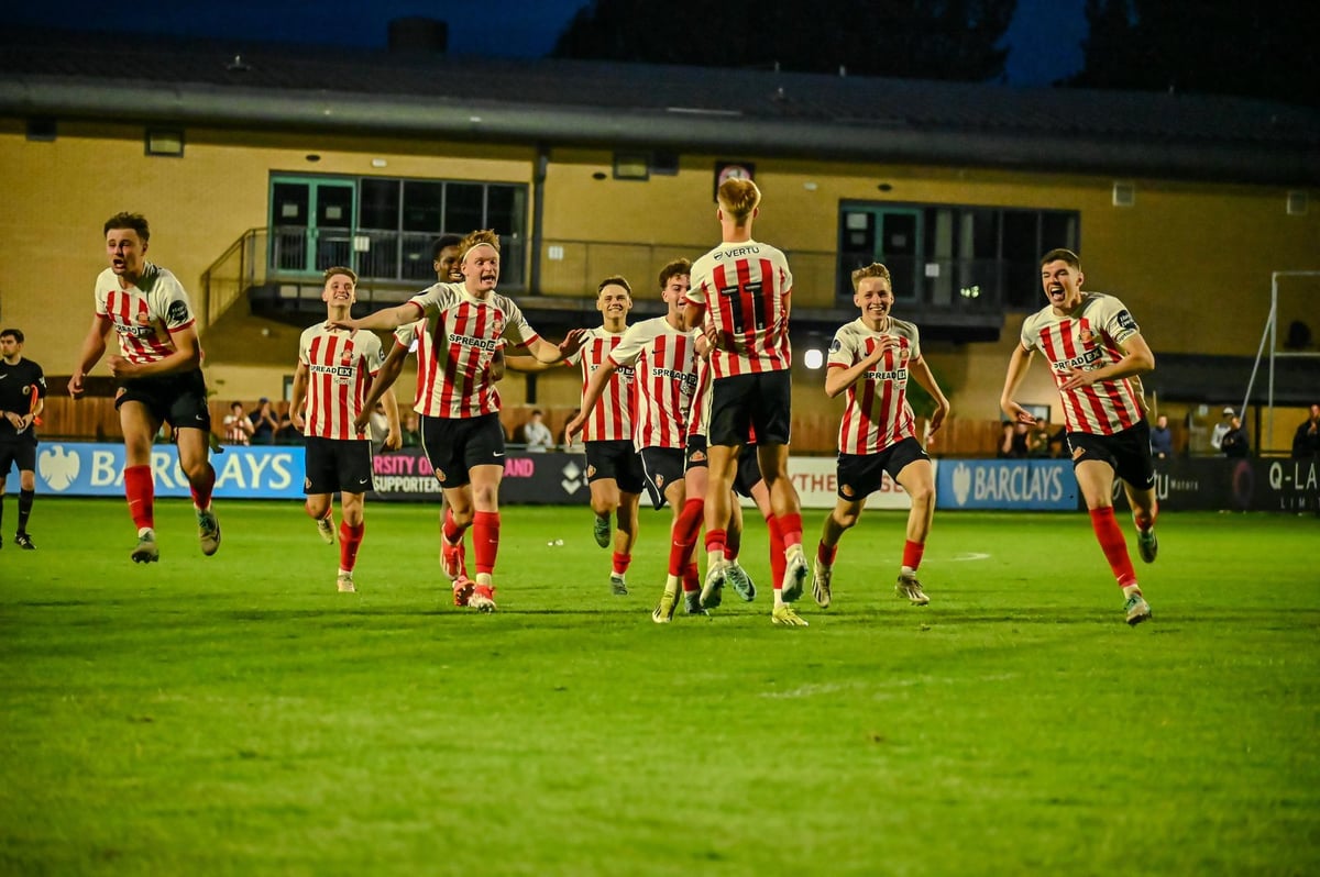 'Excellent': Sunderland U21s player rating photos after West Ham penalty shootout win - including one 9/10