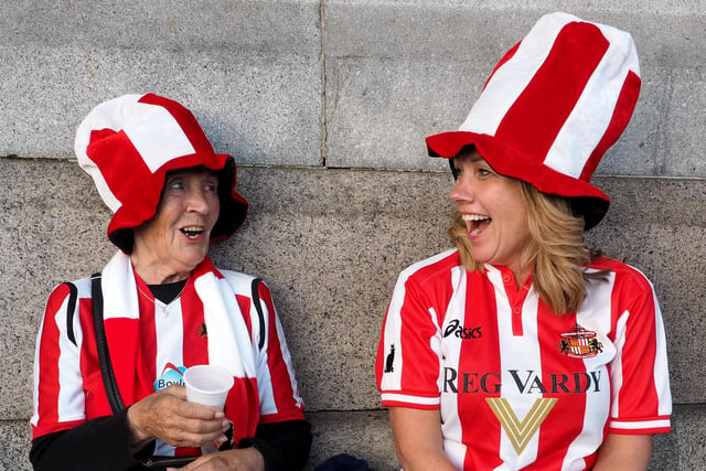 Sunderland fans celebrated long into the night in London, pictures via Frank Reid and Martin Swinney from Wembley Stadium and Trafalagar Square.