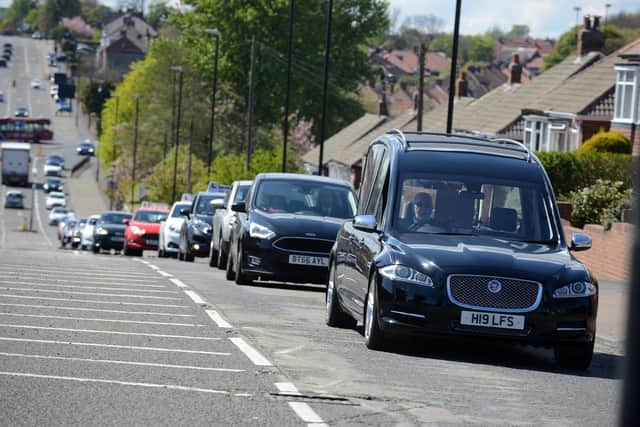 Driving instructors led a convoy behind Phil Graham as he was taken to his funeral service at Sunderland Crematorium.