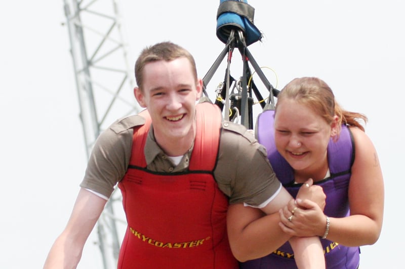 American Adventure Ian Potts (19) proposes to Sammi Upchurch (19) after they had both been on the Skycoaster ride in 2006