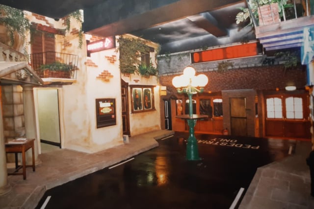 Inside Main Street, November 1994