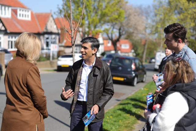 Rishi Sunak chatting with Tunstall residents ahead of Thursday's elections.

Picture by Andrew Parsons CCHQ / Parsons Media