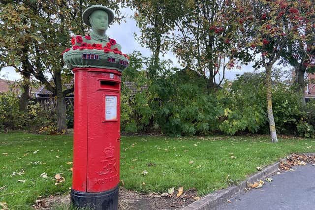 It was created by Elizabeth Cheetham, who made another for the Royal British Legion.