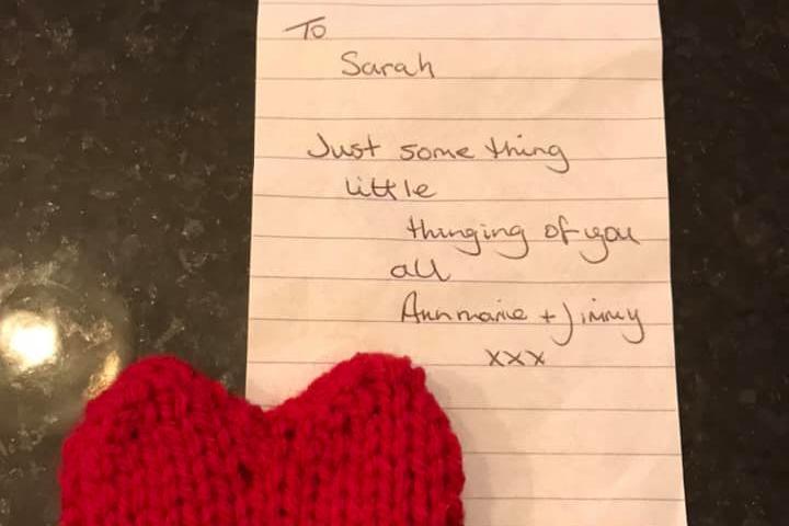 Sarah Jane Cresswell received a knitted heart from her sister and she took a picture of it to remember and thank her during these difficult times.