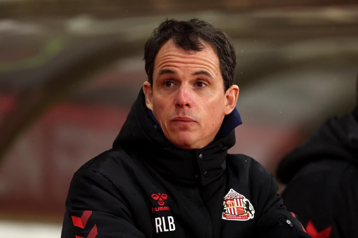 Sunderland team news explained as Régis Le Bris makes six changes and big ...