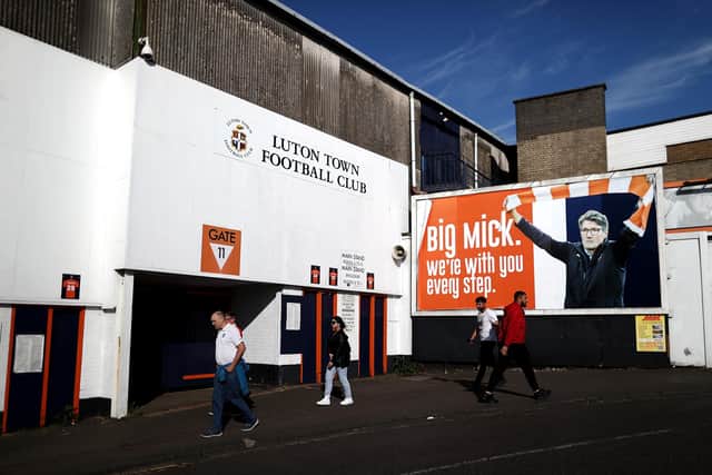 LUTON, ENGLAND - MAY 13:  A general view outside the stadium as fans arrive prior to the Sky Bet Championship Play-off Semi Final 1st Leg match between Luton Town and Huddersfield Town at Kenilworth Road on May 13, 2022 in Luton, England. (Photo by Ryan Pierse/Getty Images)