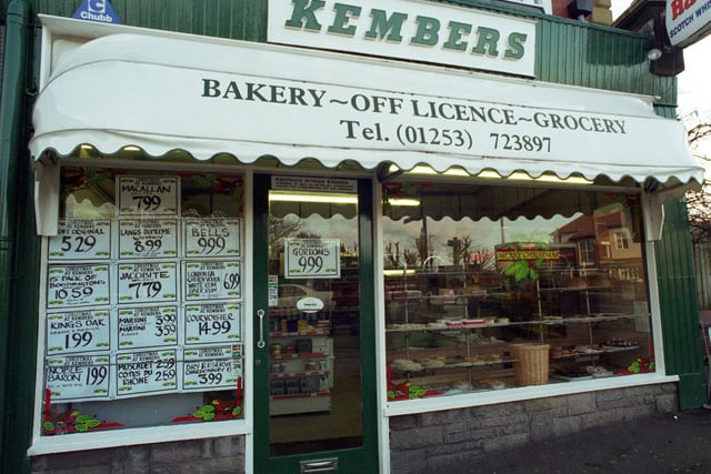Kembers  Off Licence Grocery Shop, 1997