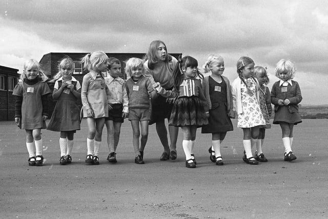 Children starting Quarry View Infants' School in 1976. Peter King started there in 1953 and recalled the 'smell of fresh road surface being laid on playground."